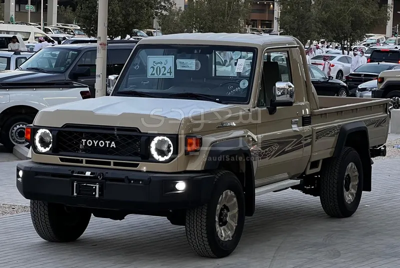 2024 Toyota Land Cruiser LX