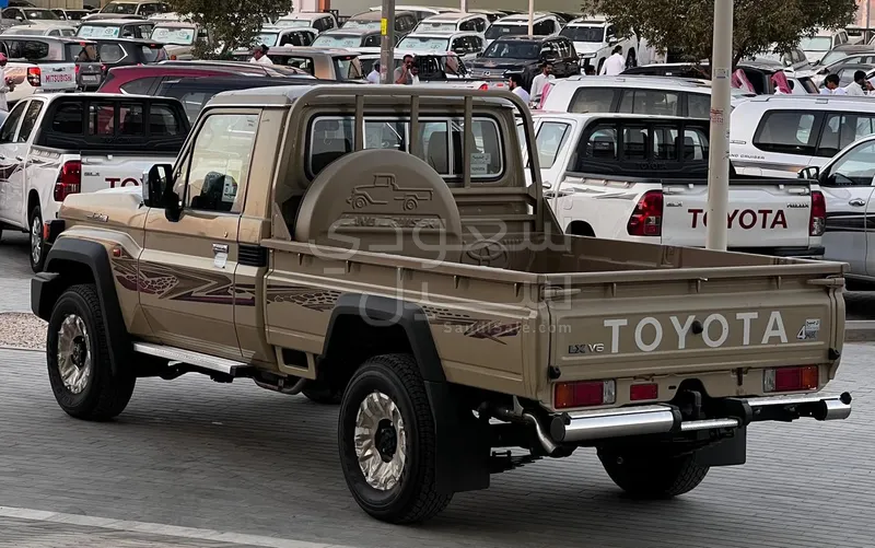 2024 Toyota Land Cruiser LX