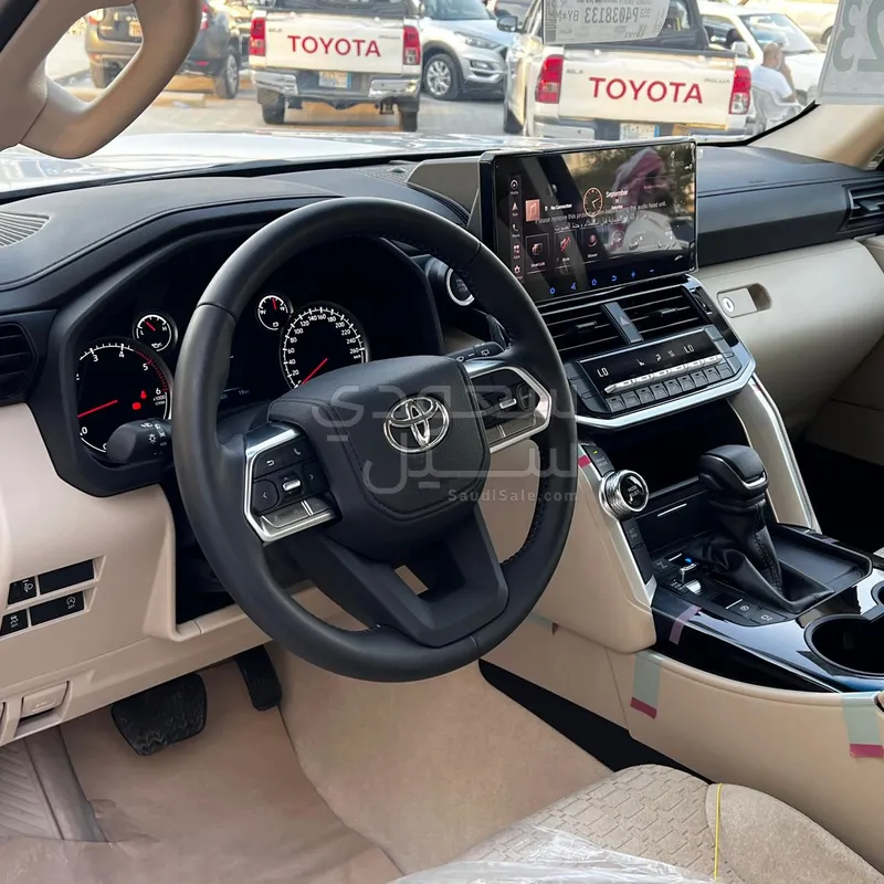 2023 Toyota Land Cruiser GXR 2