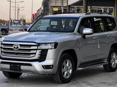 2023 Toyota Land Cruiser GXR 2