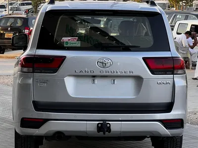 2023 Toyota Land Cruiser GXR 2