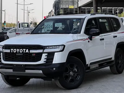2024 Toyota Land Cruiser GR sport