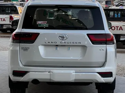 2024 Toyota Land Cruiser VX