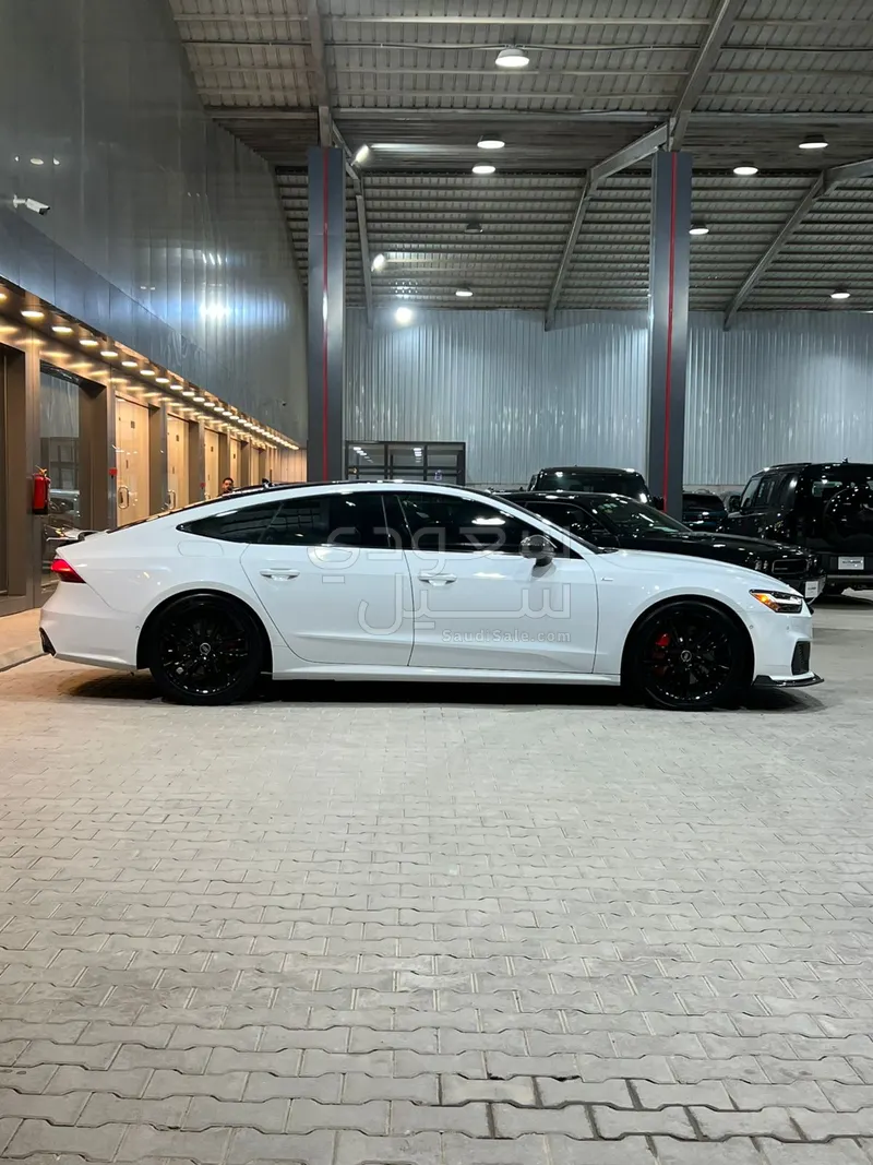 2019 اودي اي 7