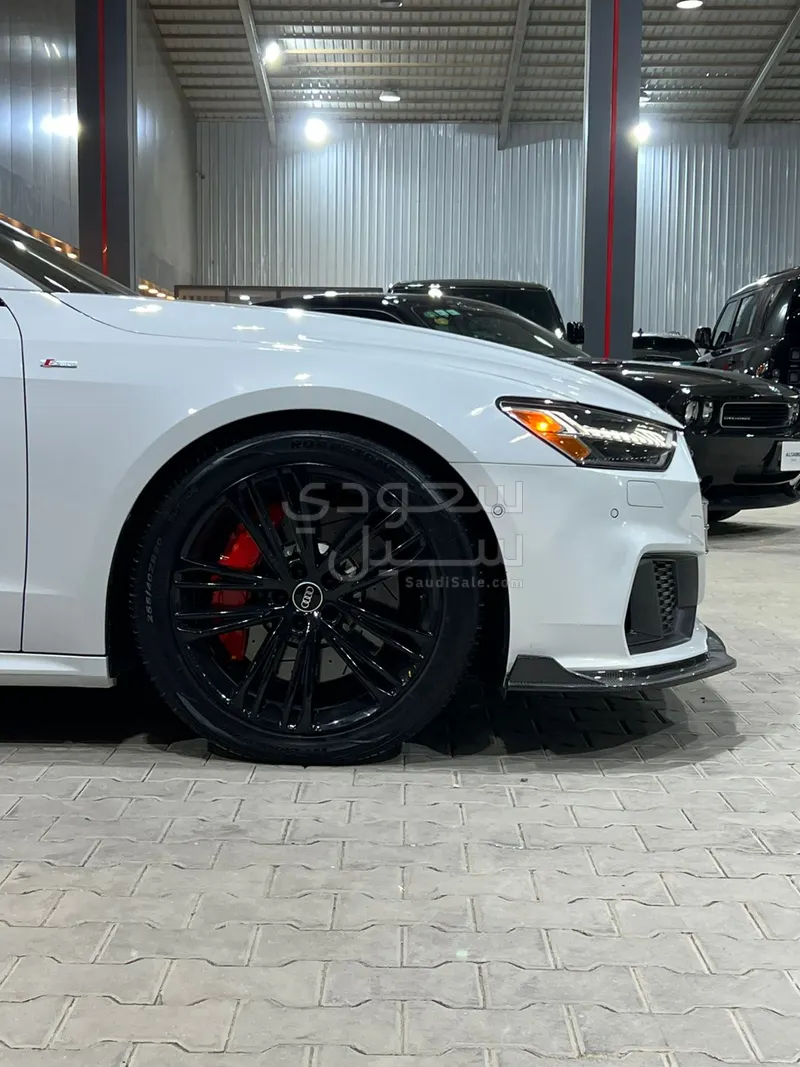 2019 اودي اي 7