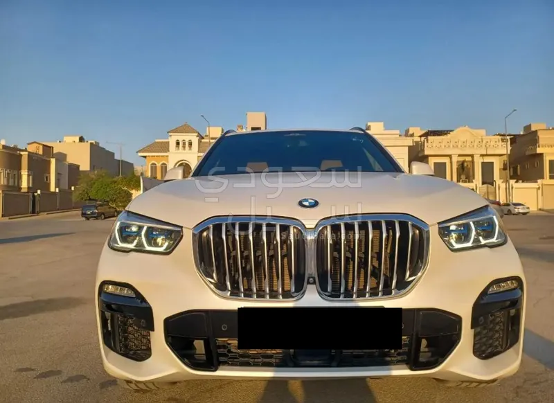 2019 بي ام دبليو الفئة اكس 5