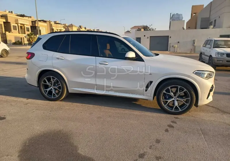 2019 بي ام دبليو الفئة اكس 5