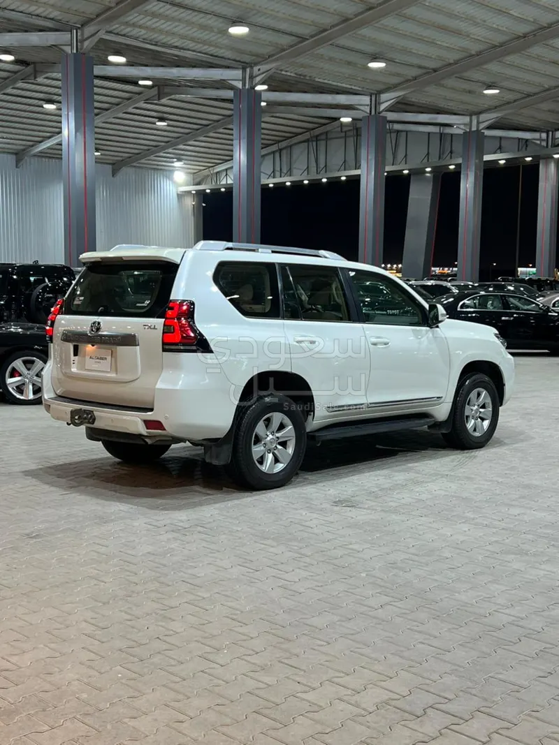 2019 تويوتا برادو تي اكس ال