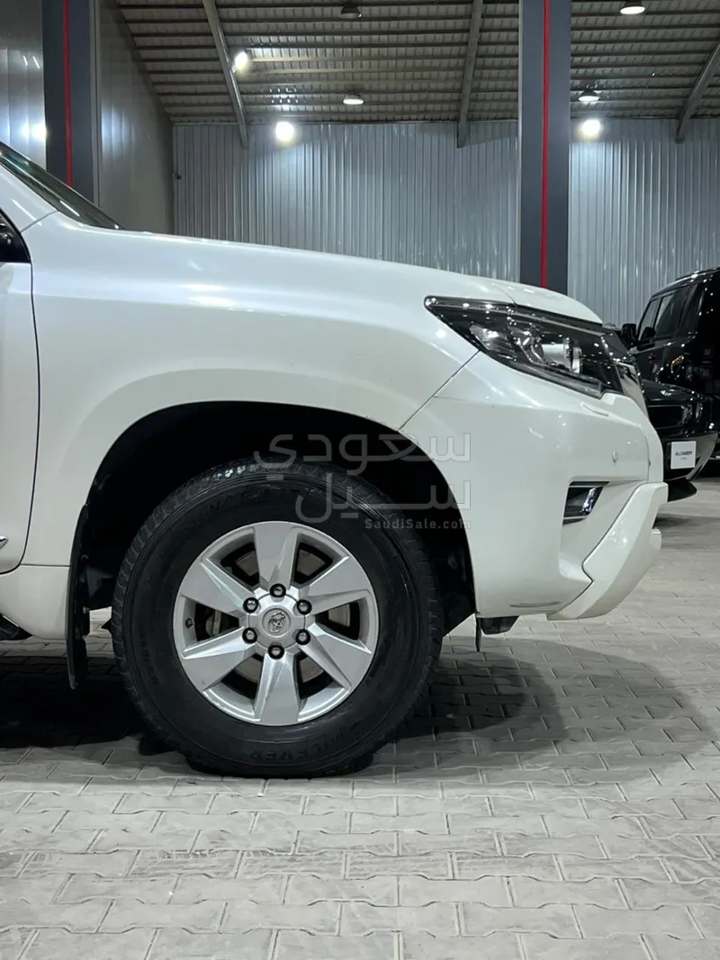 2019 تويوتا برادو تي اكس ال