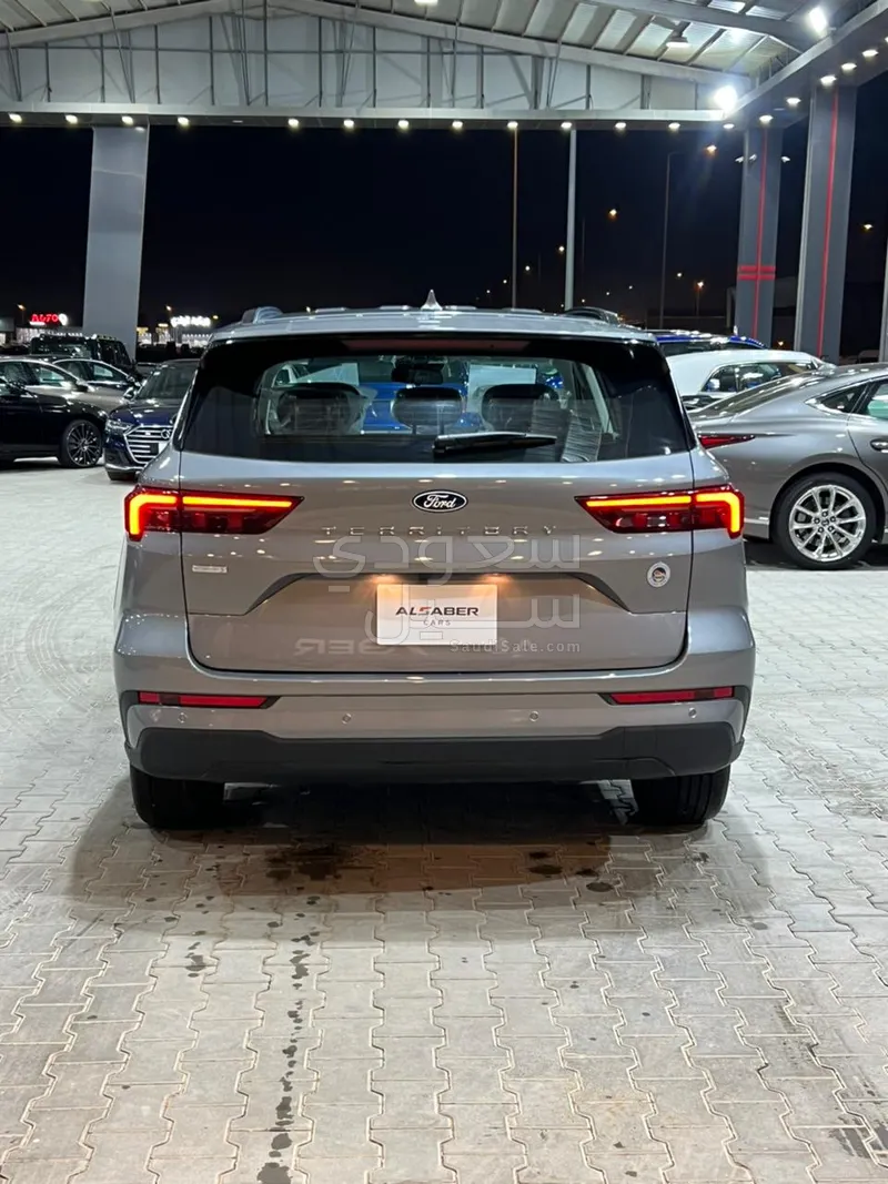 2026 فورد تيريتوري