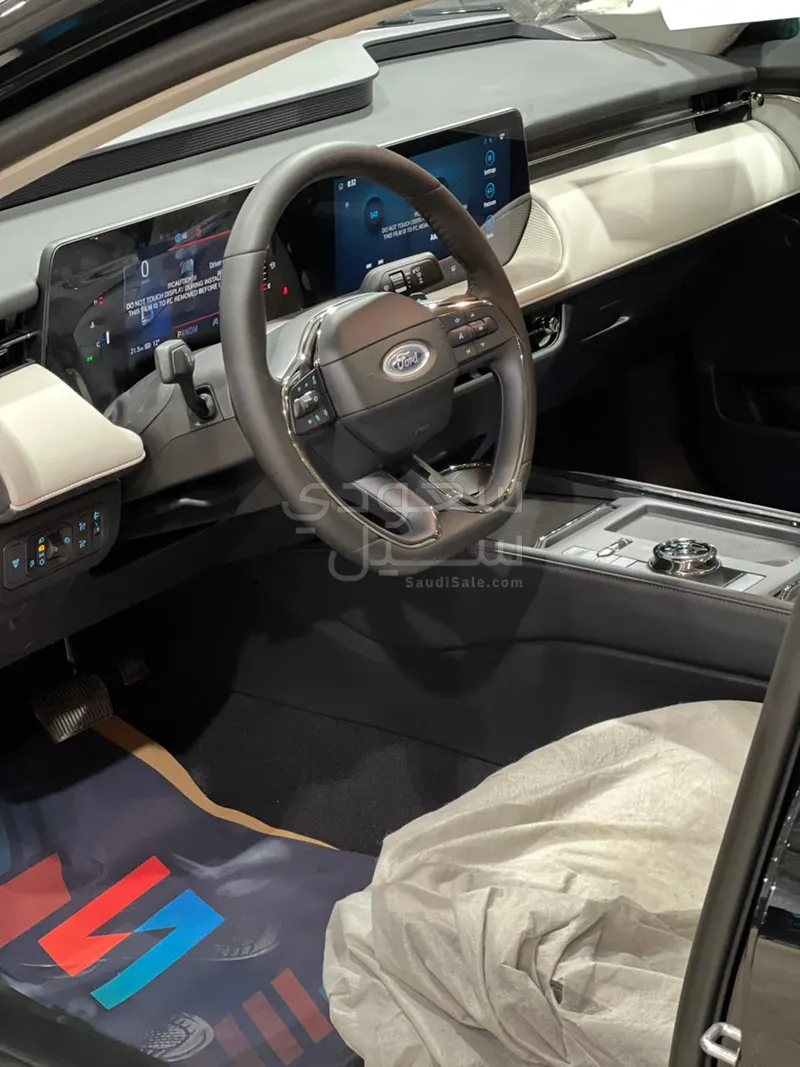 2026 فورد توروس ترند