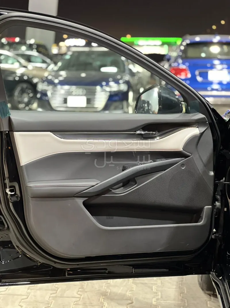 2026 فورد توروس ترند