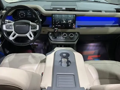 2021 لاند روفر ديفيندر فيرست ادشن