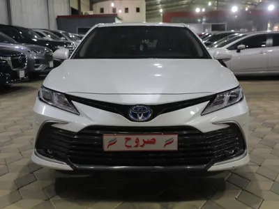 2024 تويوتا كامري جي ال اي