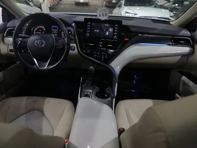 2024 تويوتا كامري جي ال اي