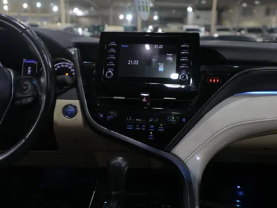 2024 تويوتا كامري جي ال اي