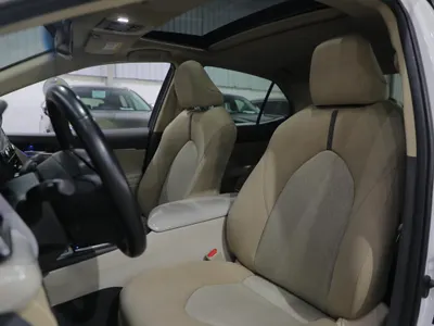 2024 تويوتا كامري جي ال اي