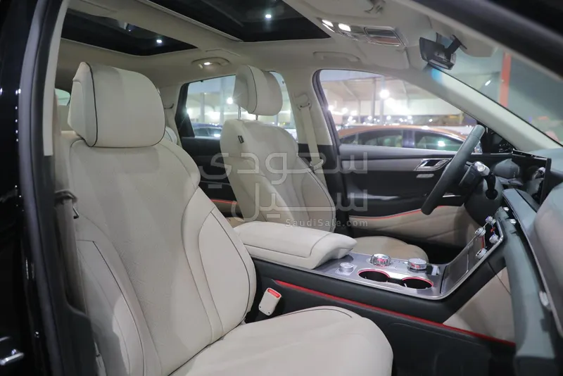 2025 جينيسيس جي في 80