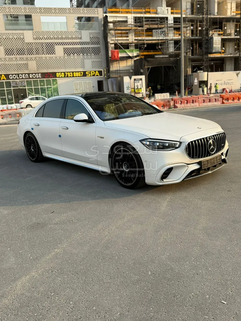 2024 مرسيدس - بنز إس 63 أي إم جي