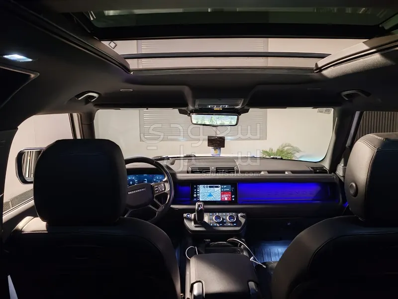 2021 لاند روفر ديفيندر اكس