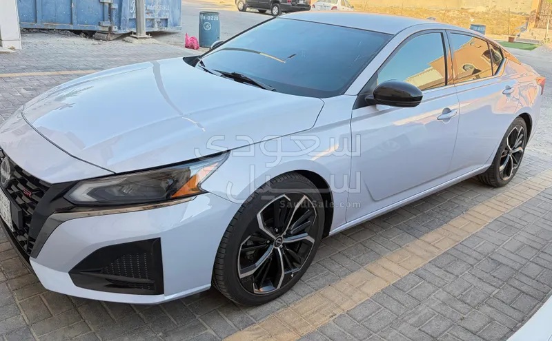 2024 نيسان التيما