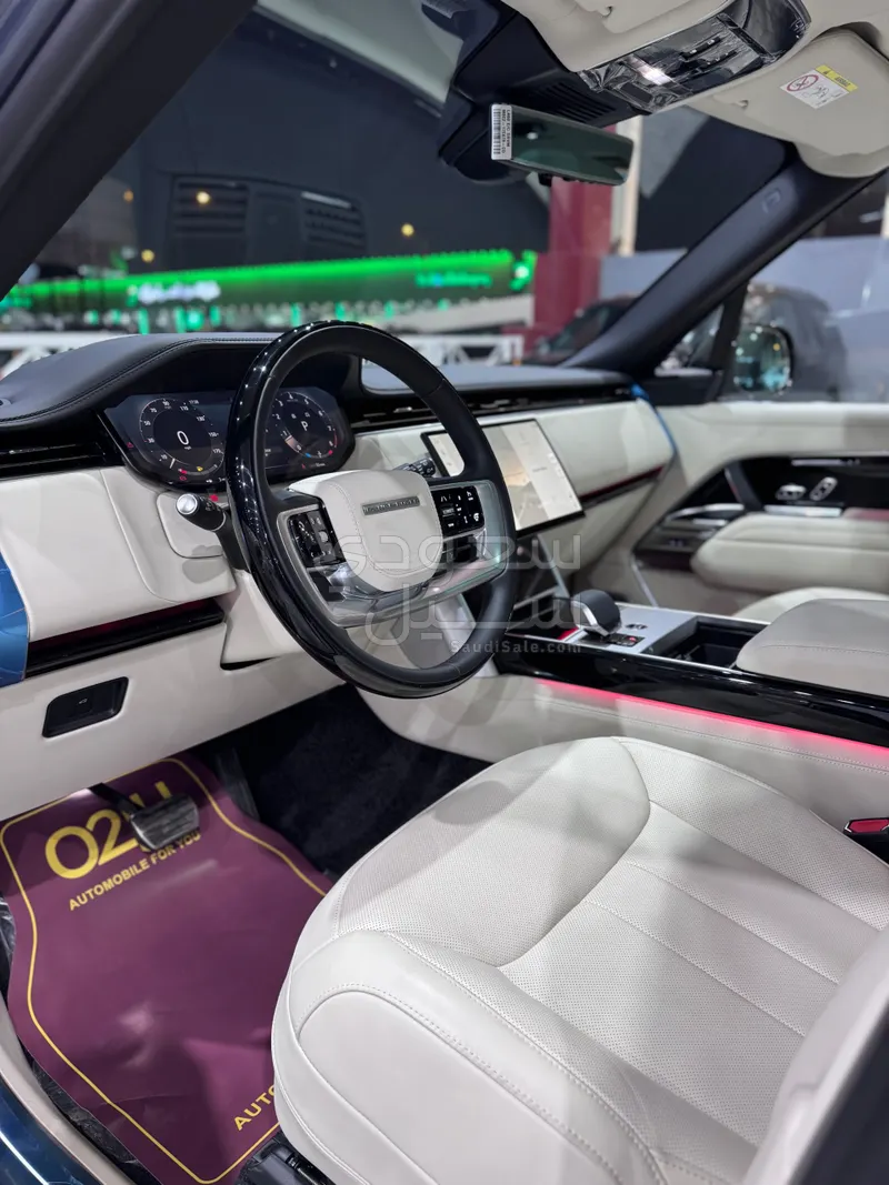 2025 لاند روفر رينج روفر اوتوبيوغرافي