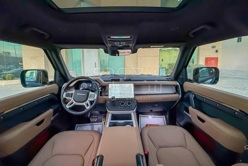 2026 لاند روفر ديفيندر اس اي