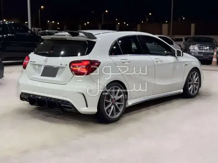 2016 مرسيدس - بنز أي 45 أي إم جي