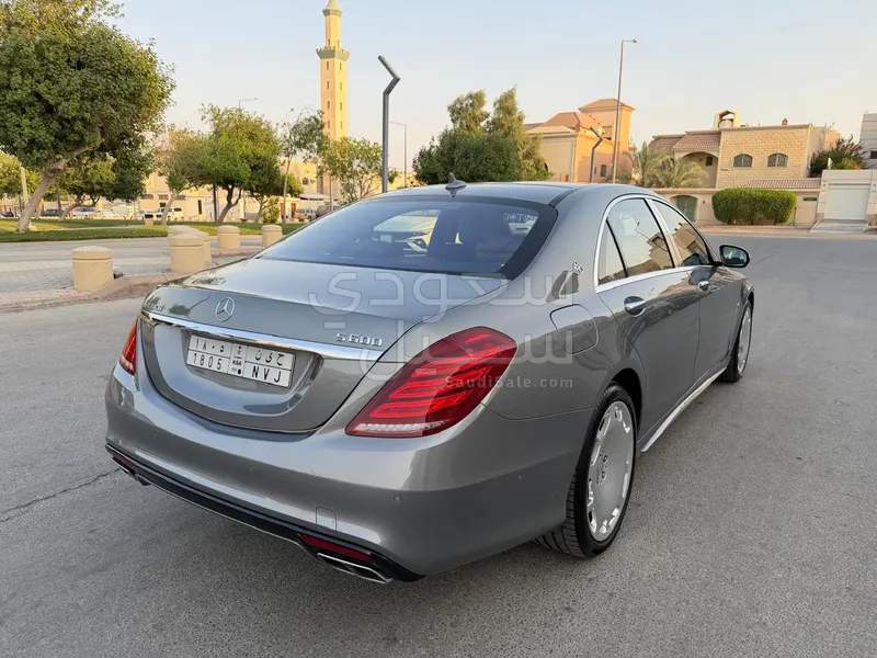 2015 مرسيدس - بنز إس 600