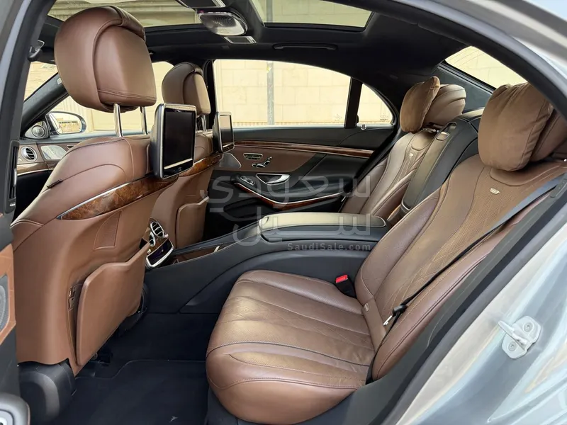 2015 مرسيدس - بنز إس 600