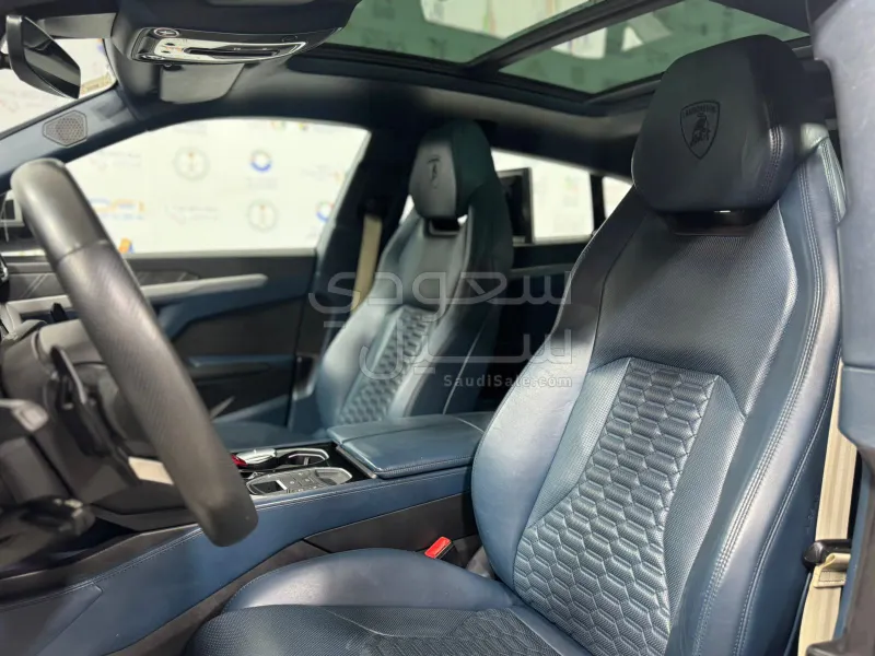 2021 لمبرجيني اوروس