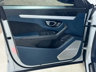 2021 لمبرجيني اوروس