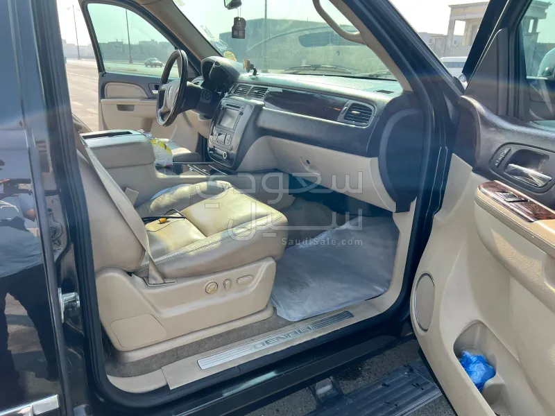 2012 جي ام سي يوكون دينالي