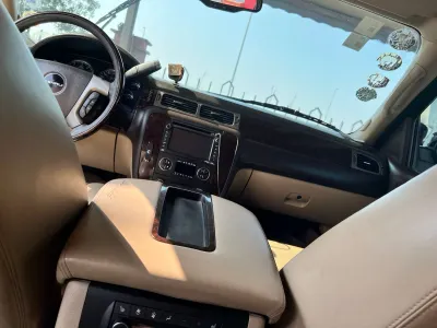 2012 جي ام سي يوكون دينالي