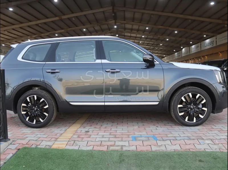 2024 Kia Telluride LX