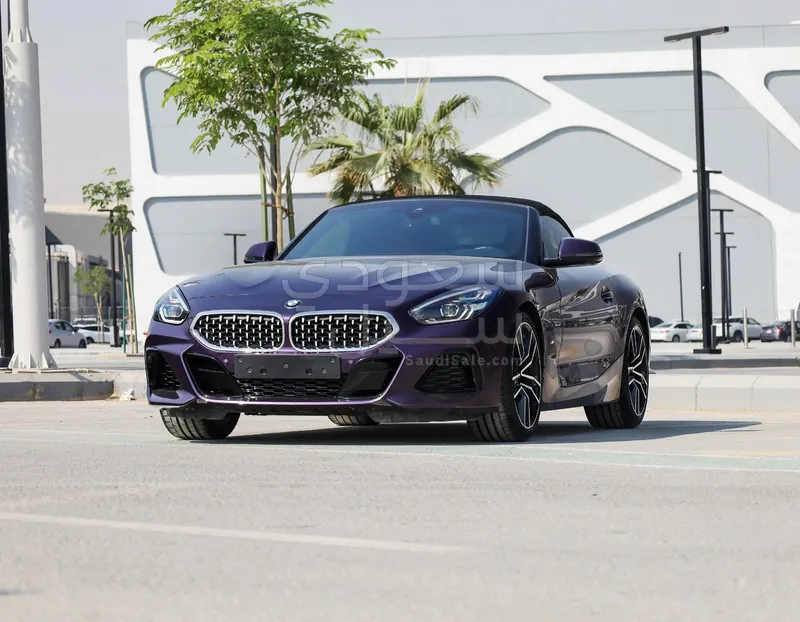 2024 بي ام دبليو الفئة زد 4