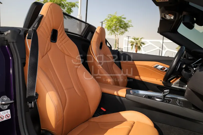 2024 بي ام دبليو الفئة زد 4