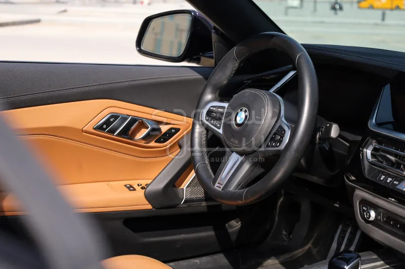 2024 بي ام دبليو الفئة زد 4