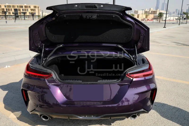 2024 بي ام دبليو الفئة زد 4