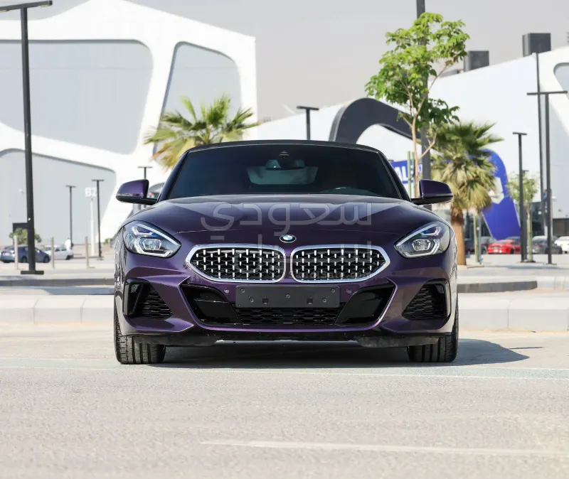 2024 بي ام دبليو الفئة زد 4