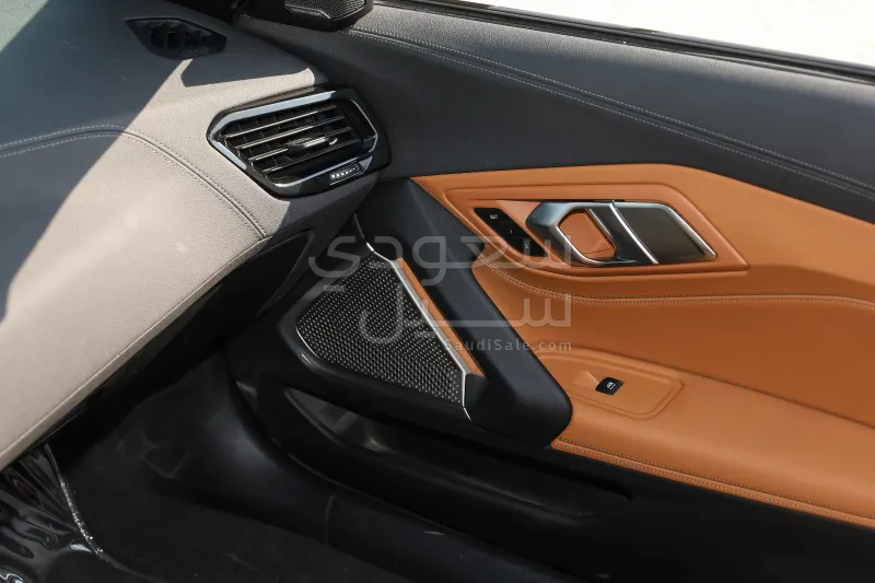 2024 بي ام دبليو الفئة زد 4