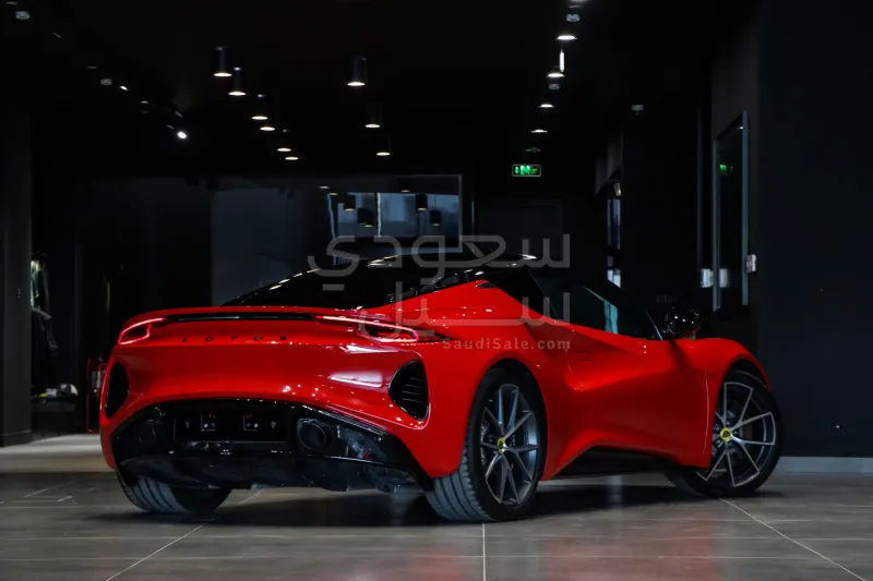 2025 لوتس اميرا فرست ادشن