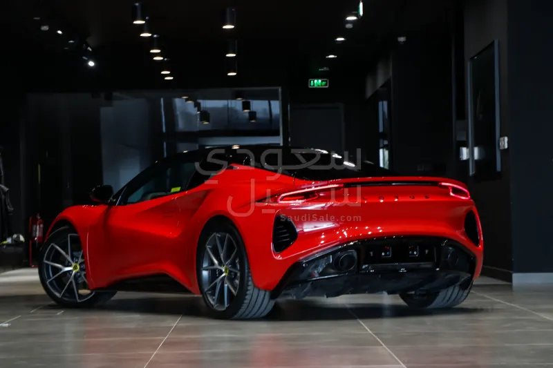 2025 لوتس اميرا فرست ادشن