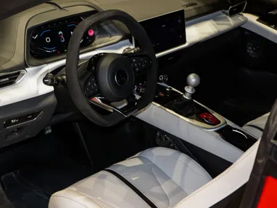 2025 لوتس اميرا فرست ادشن