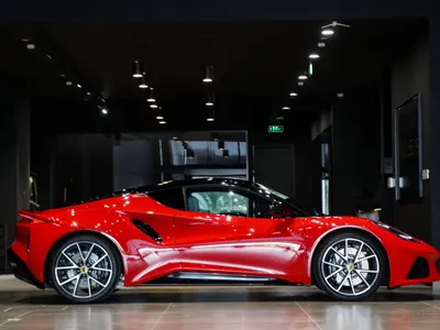 2025 لوتس اميرا فرست ادشن