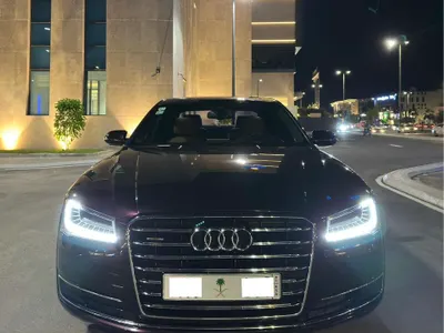 2015 اودي اي 8 ال 50 تي اف اس اي