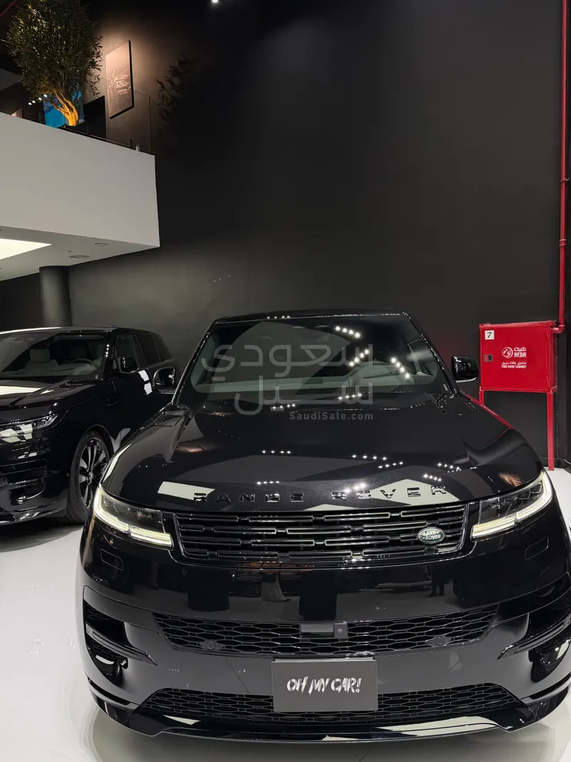 2025 لاند روفر رينج روفر سبورت اتش اس اي