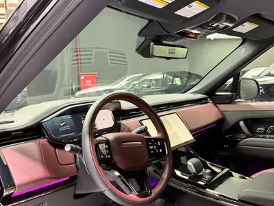 2025 لاند روفر رينج روفر سبورت اتش اس اي