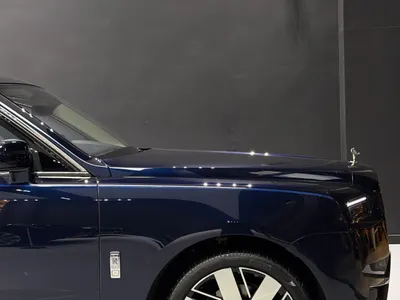 2020 رولز رويس كولينان سلفر بادج