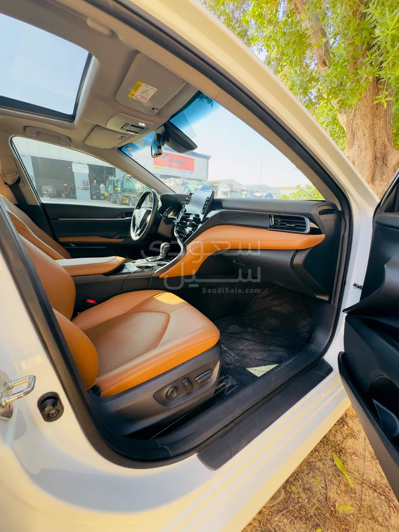 2023 تويوتا كامري لومير